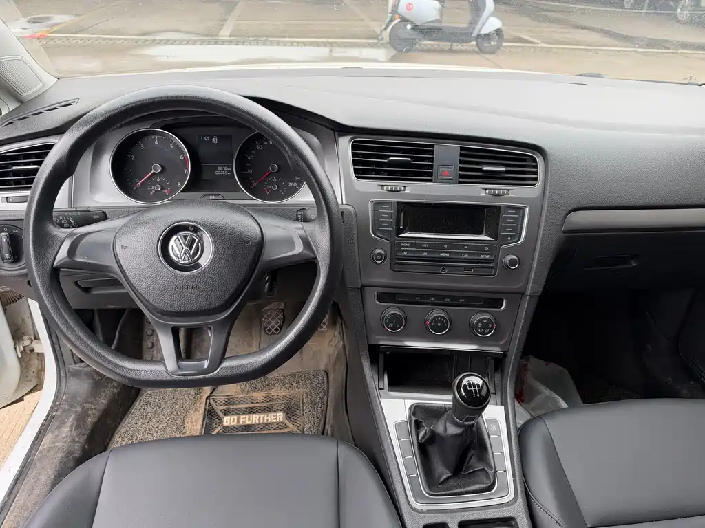 Volkswagen Golf — миниатюра 5