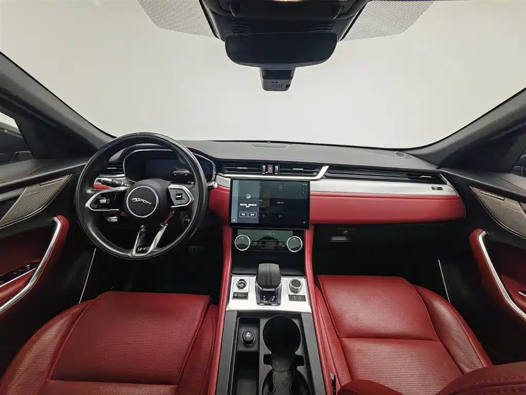 Jaguar F-Pace 2021 340PS R-Dynamic SE