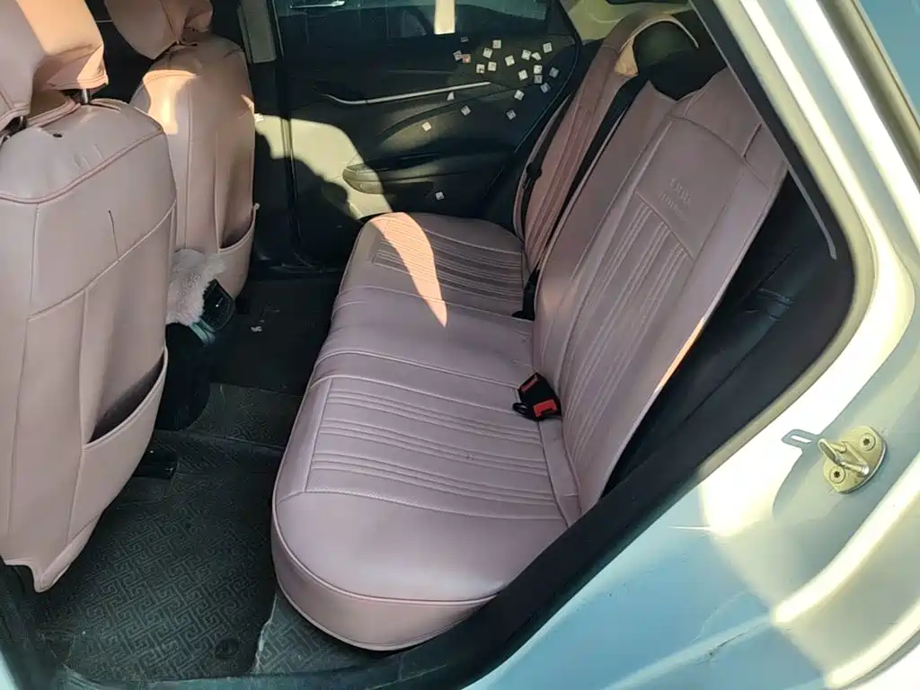Buick Excelle — миниатюра 17