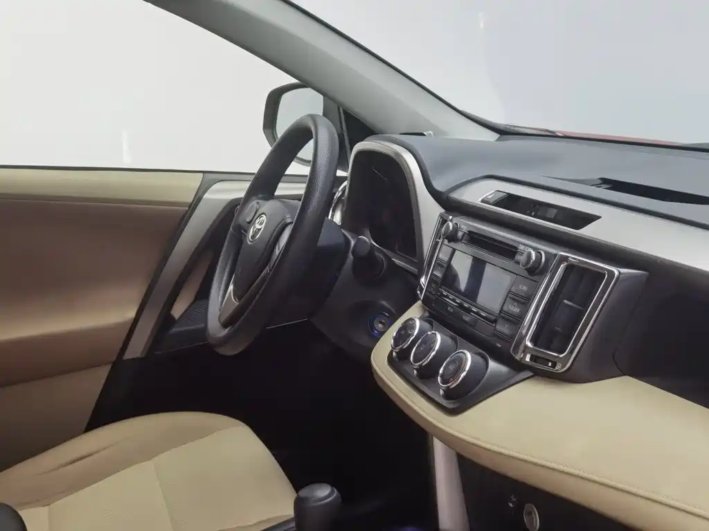 Toyota RAV4 — миниатюра 22