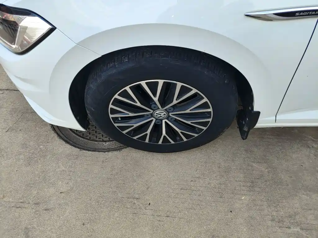 Volkswagen Sagitar — миниатюра 23