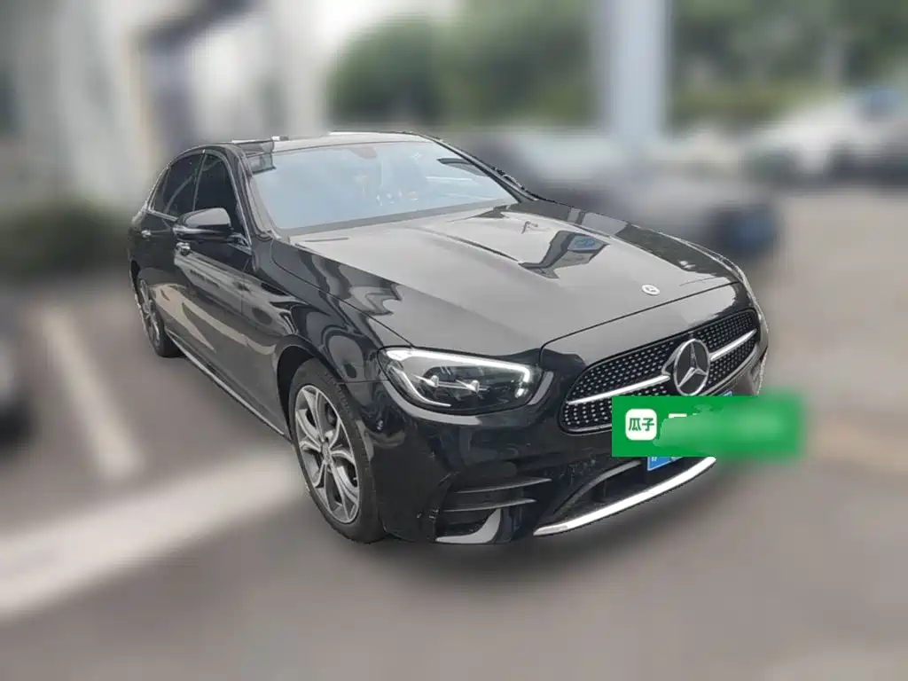 Mercedes-Benz E-Class — миниатюра 6