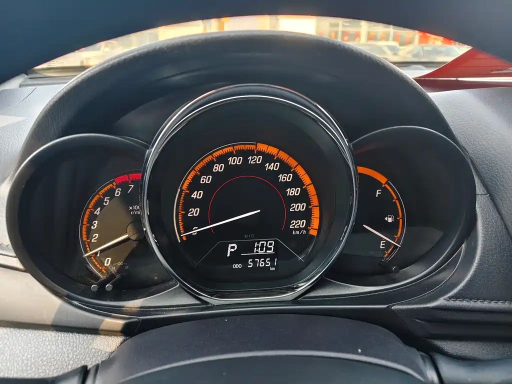 TOYOTA YARIS L ZHIXUAN