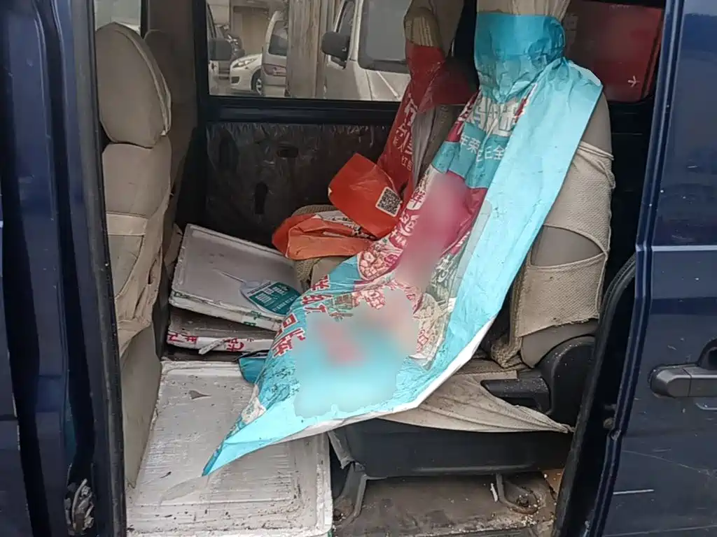 Wuling Rongguang V — миниатюра 17