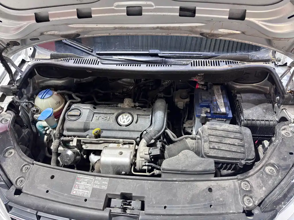 Volkswagen Touran — миниатюра 21