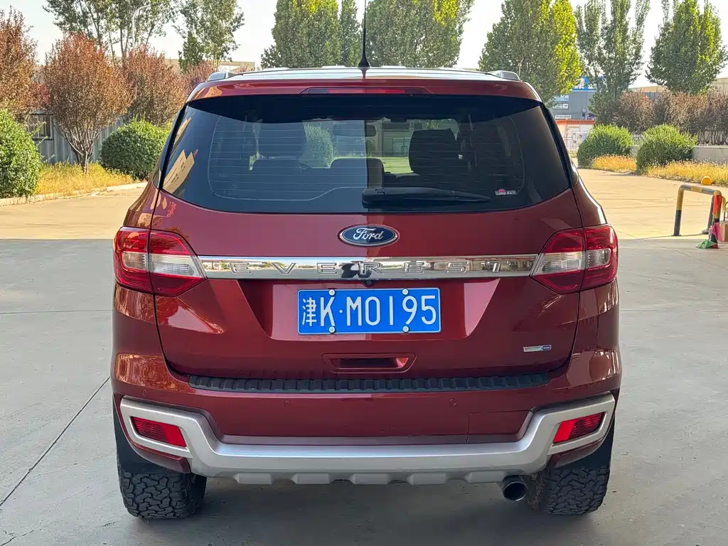 Ford Everest — миниатюра 8