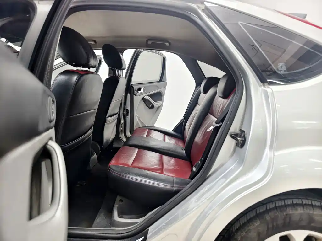 Ford Focus — миниатюра 12