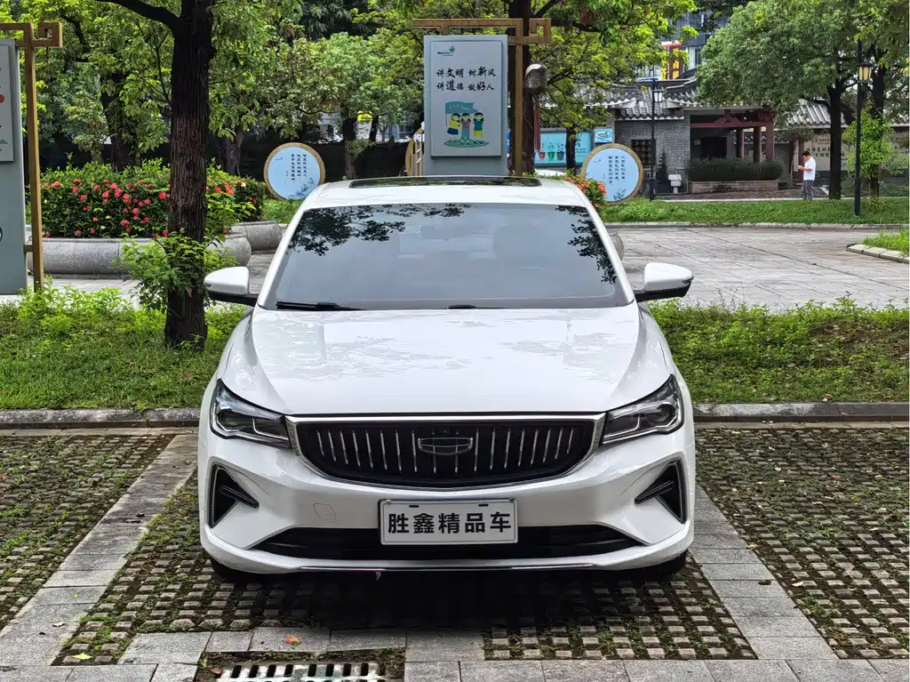 Geely Emgrand — миниатюра 2