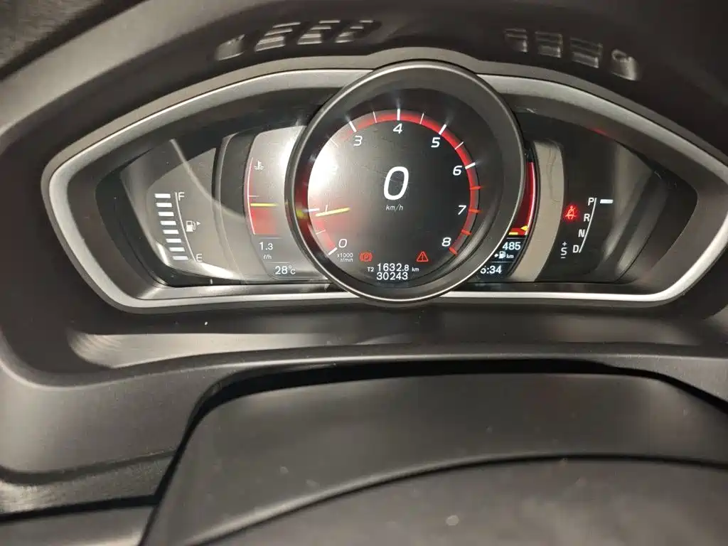 Volvo V40 — миниатюра 5