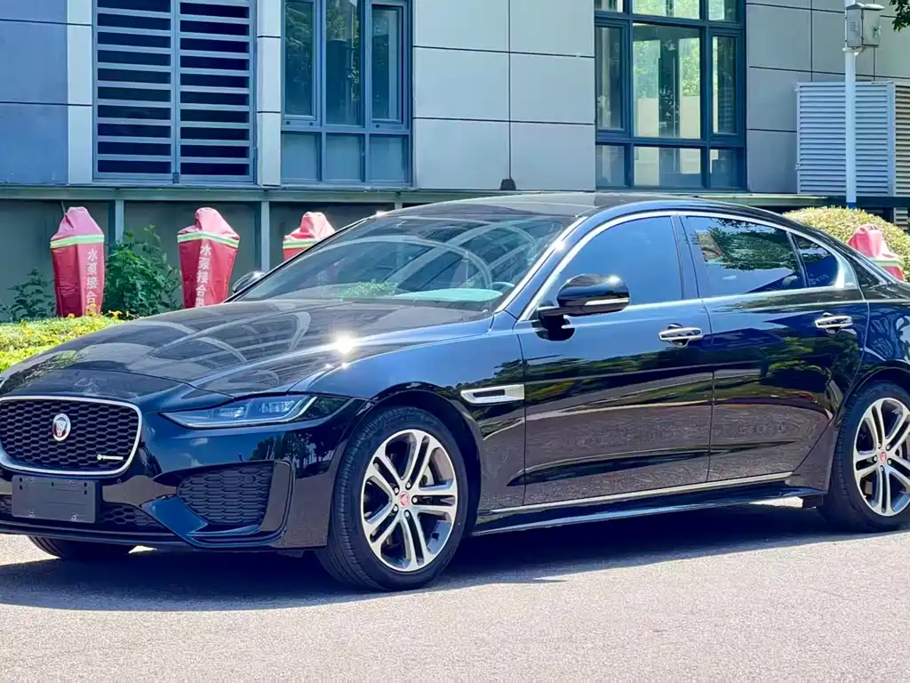 Купить Jaguar XEL