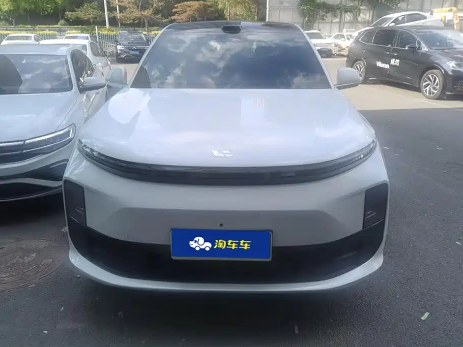 Li Auto L6 2025 Pro