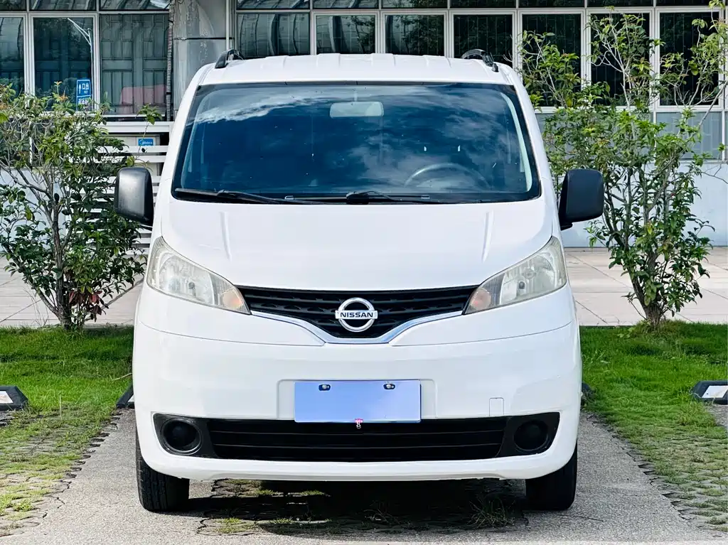 Nissan NV200 2013 1.6L Luxury IV