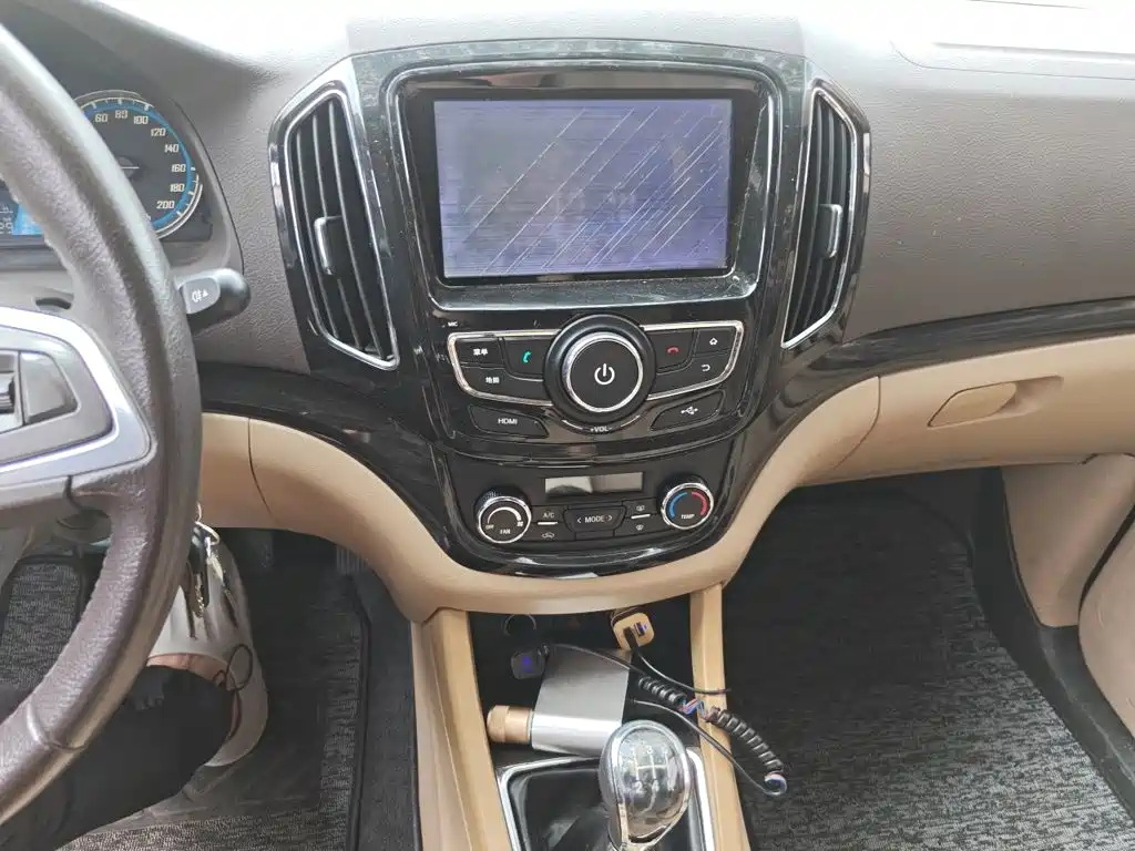 Baojun 730 — миниатюра 14