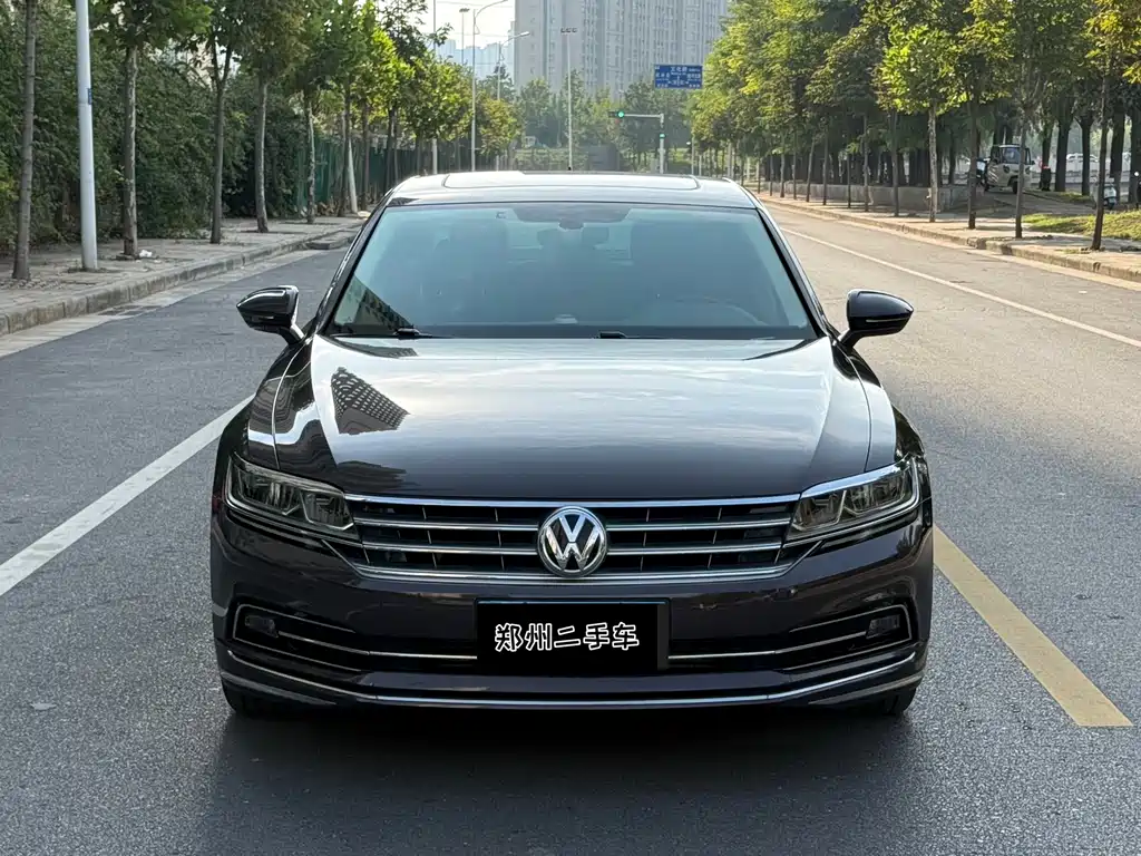Volkswagen Phideon — миниатюра 2