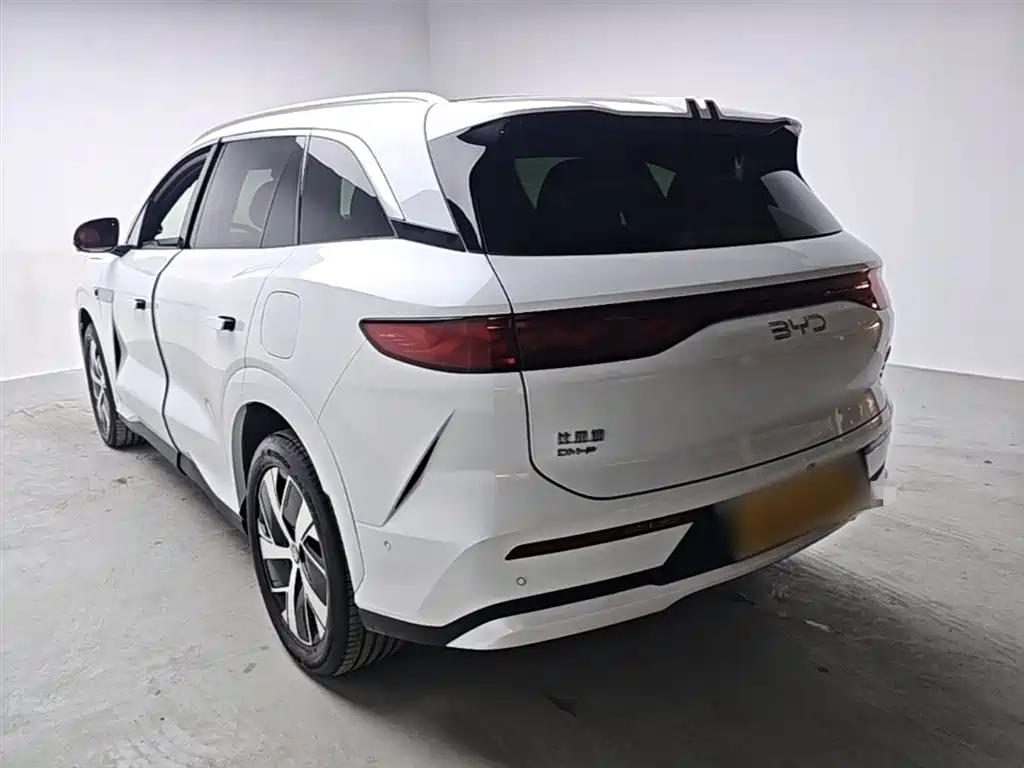 BYD Tang L L 2025 DM 200KM Flagship