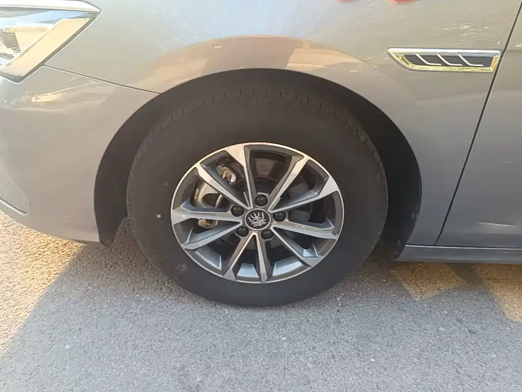 BYD Qin PLUS — миниатюра 23