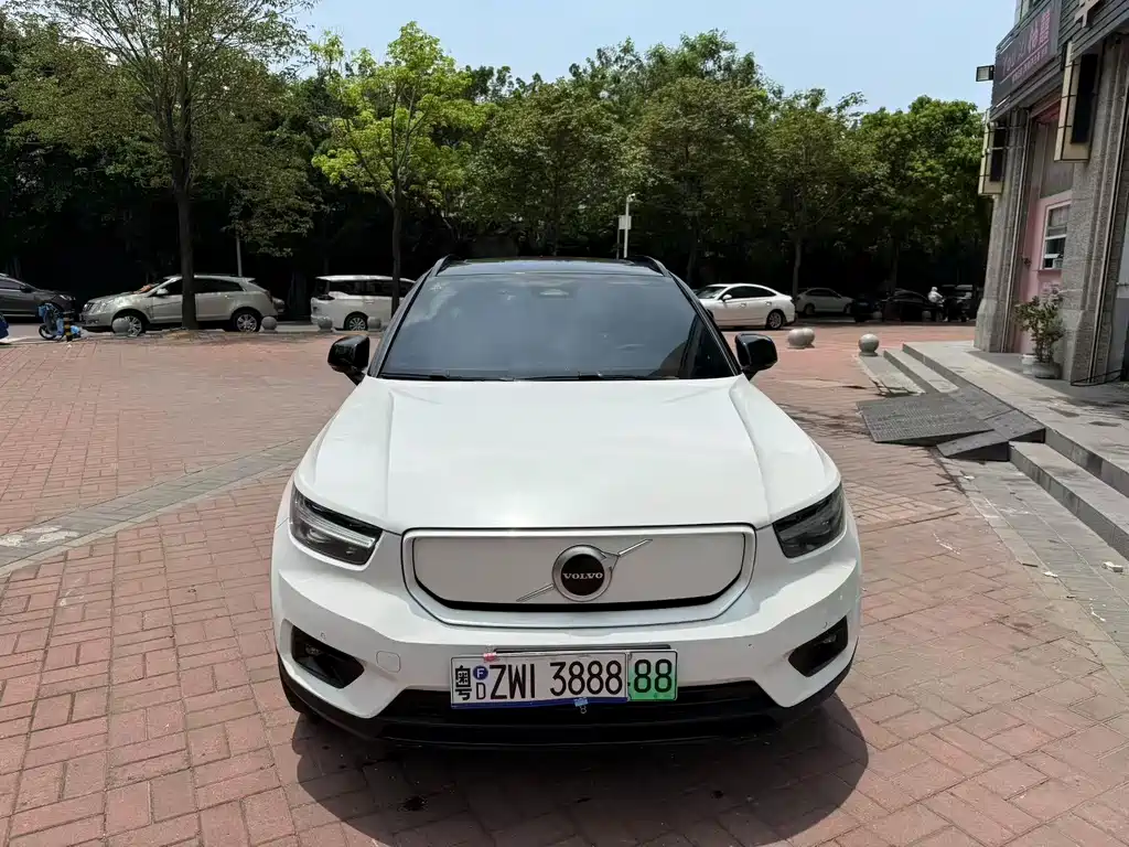 Volvo XC40 NEV 2022