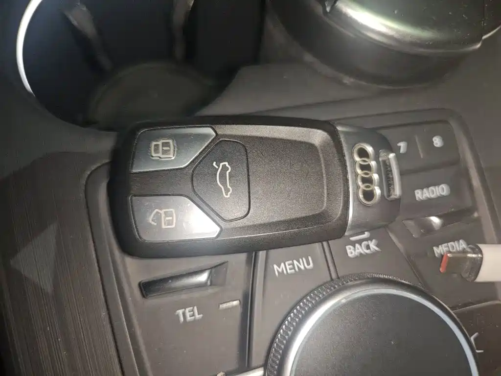 Audi A4L — миниатюра 9