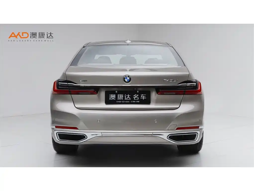 BMW 7 Series — миниатюра 4