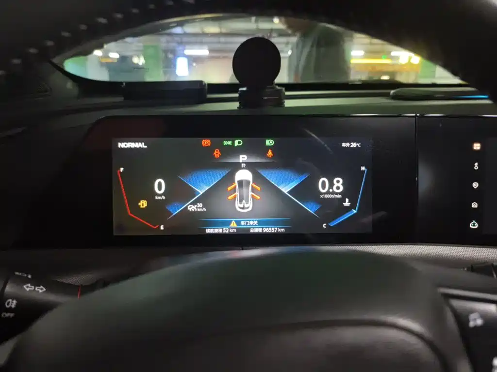 Changan UNI-T — миниатюра 12