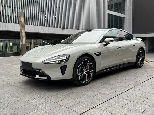 XIAOMI CAR XIAOMI SU7 2025