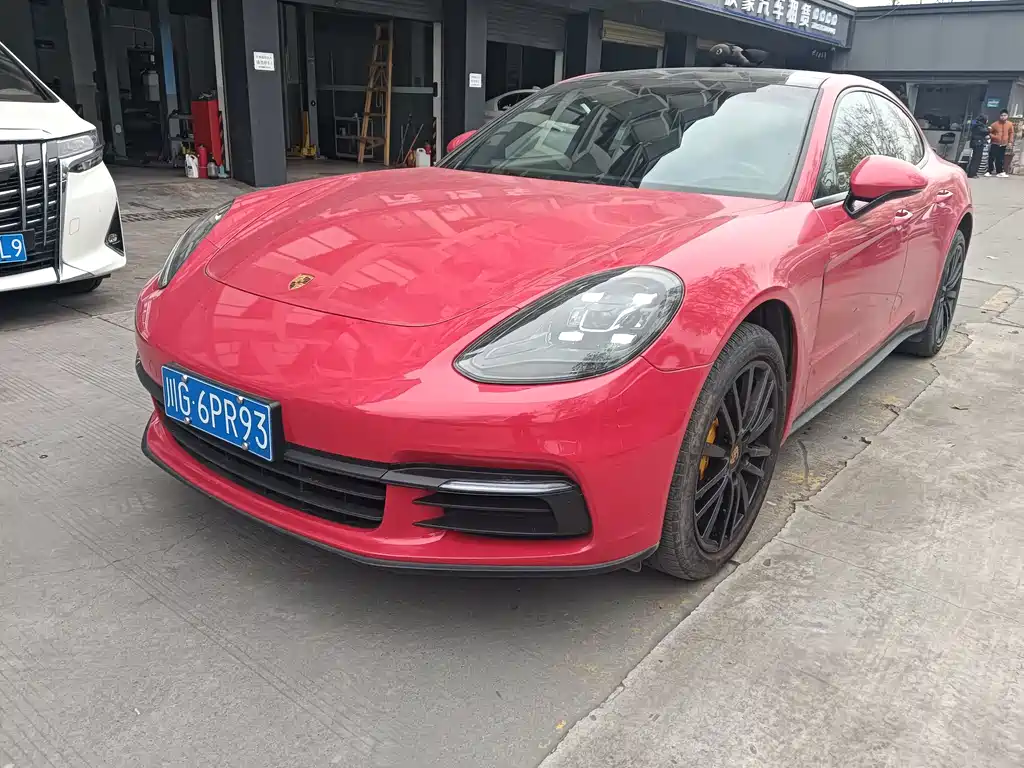 Porsche Panamera 2019