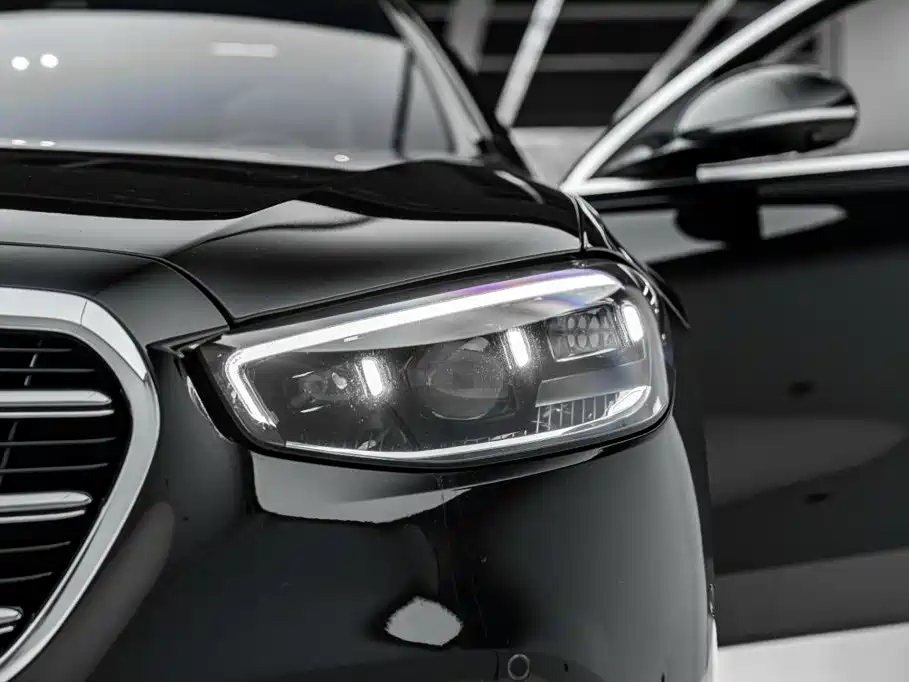 Mercedes-Benz S-Class — миниатюра 35