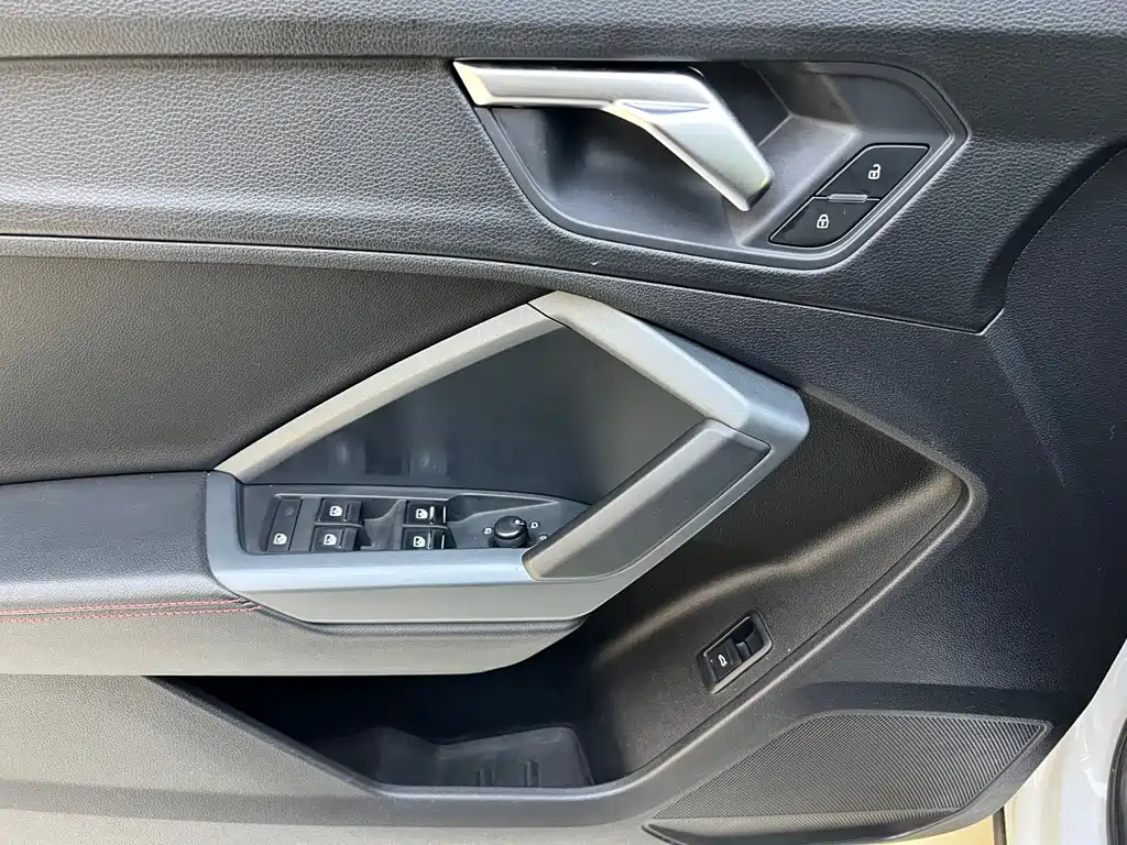 Audi Q3 — миниатюра 8