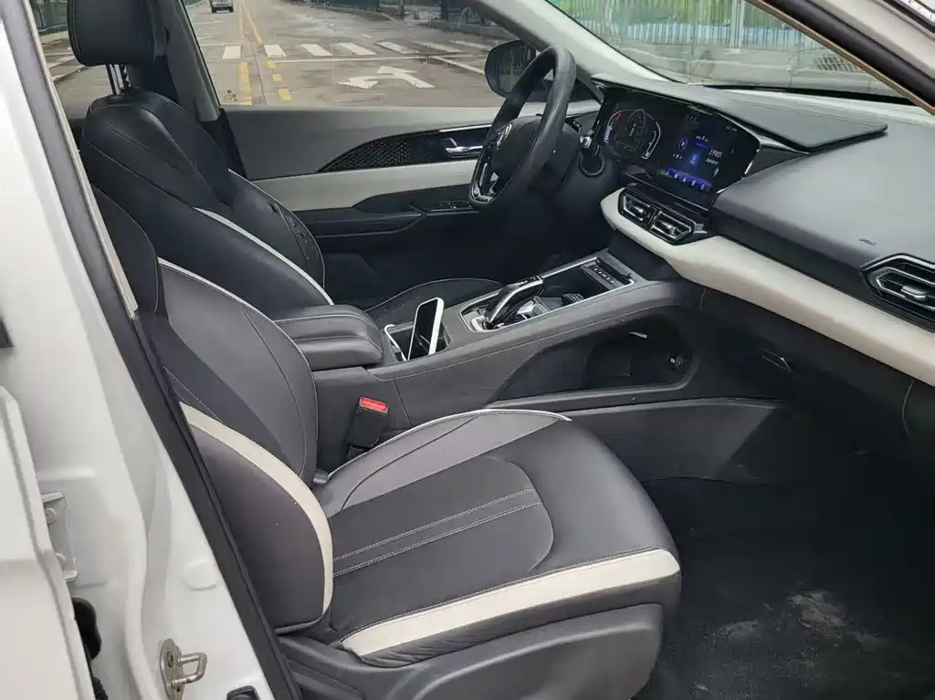 Dongfeng E70 2021 500 Pro