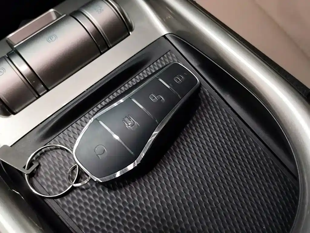 BYD Dolphin — миниатюра 9