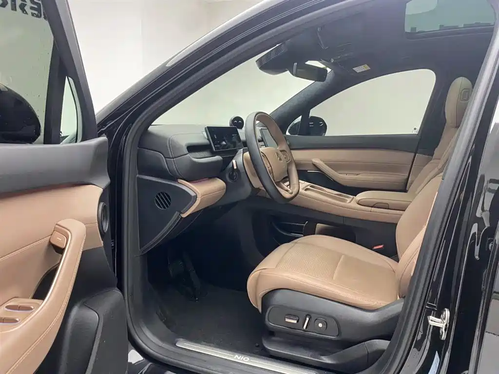 NIO NIO ES6