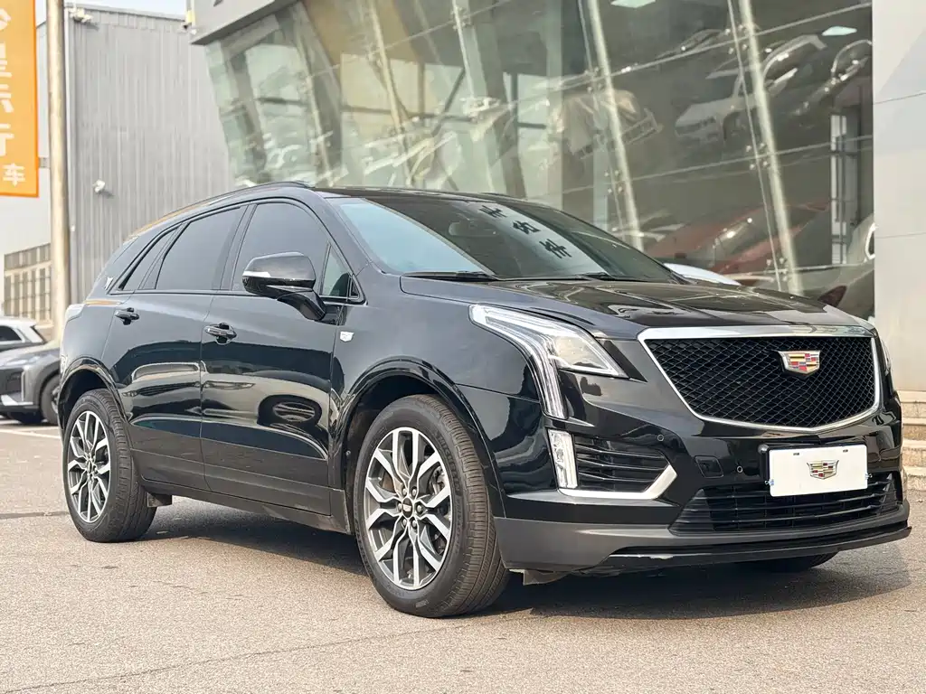 CADILLAC XT5
