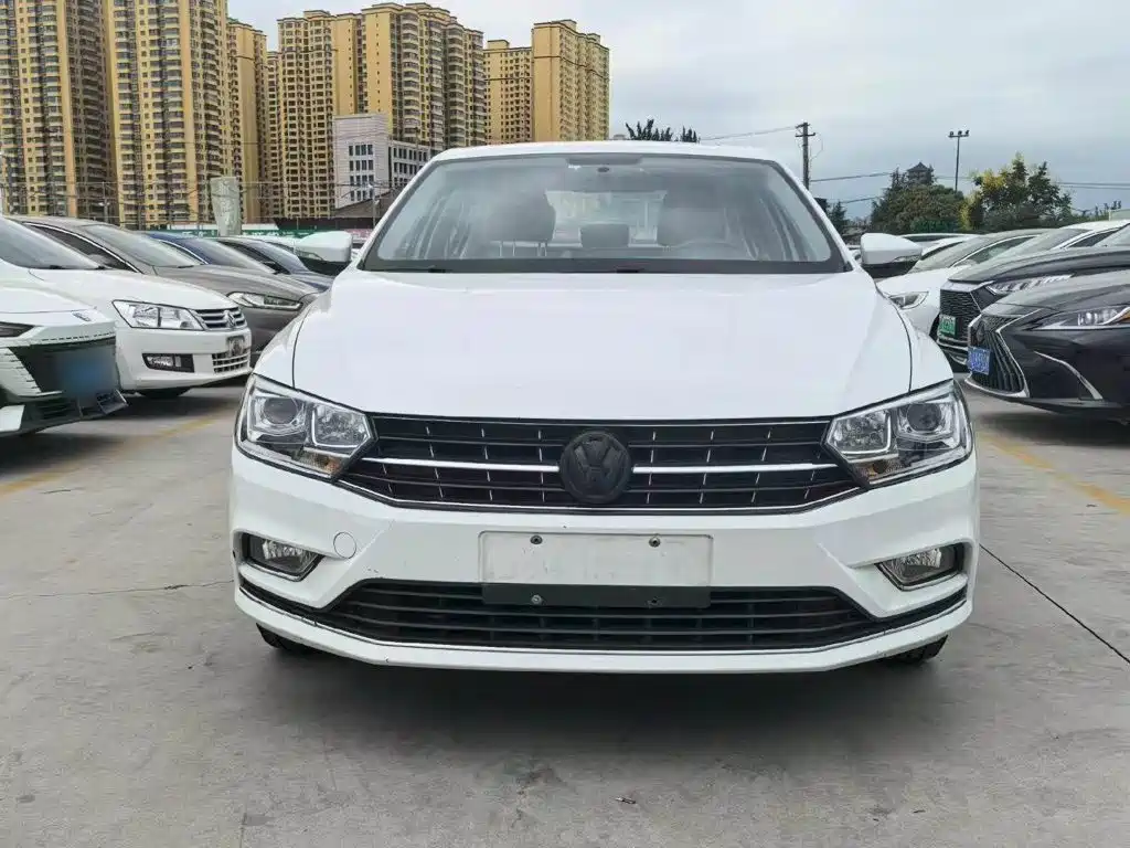 Volkswagen Bora — миниатюра 3