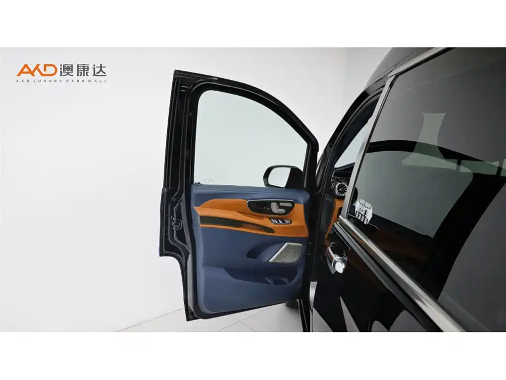 Mercedes-Benz Vito — миниатюра 11