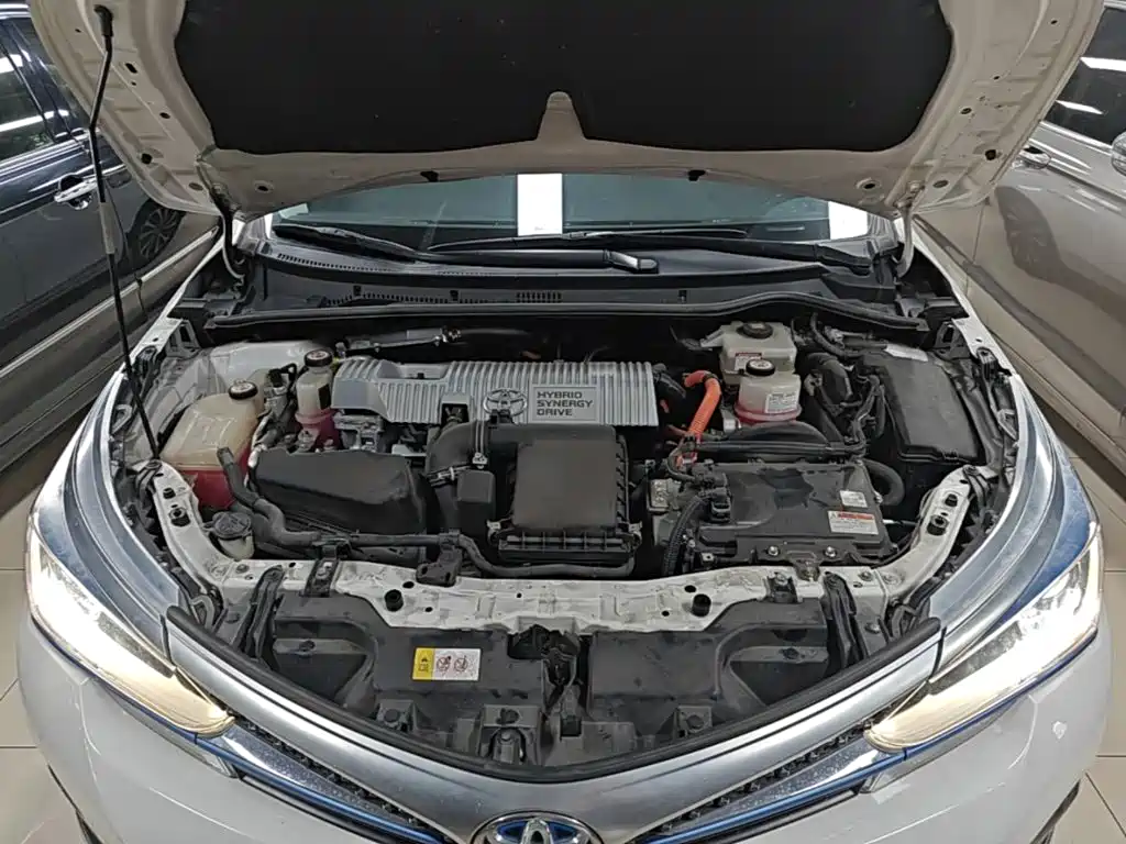 Toyota Corolla Hybrid — миниатюра 20