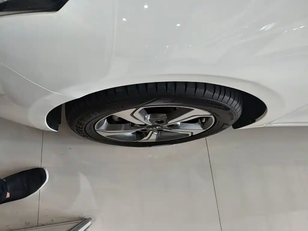 Kia K3 — миниатюра 23