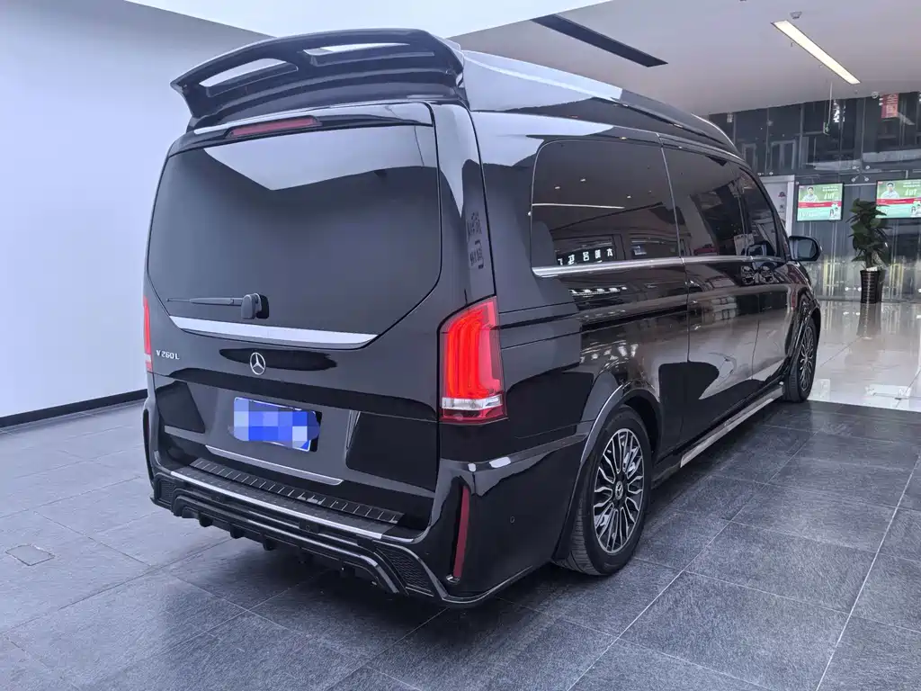 Mercedes-Benz V-Class V 2018 V 260 L Luxury Long Wheelbase VI