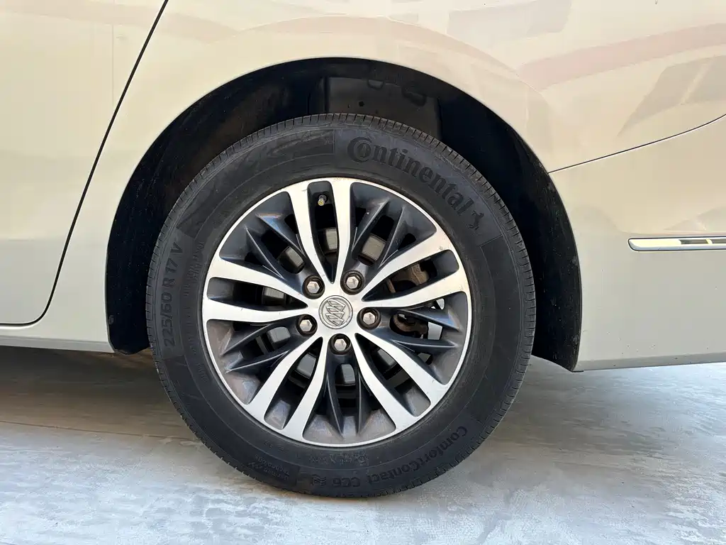 Buick GL8 2017 ES 28T Luxury V
