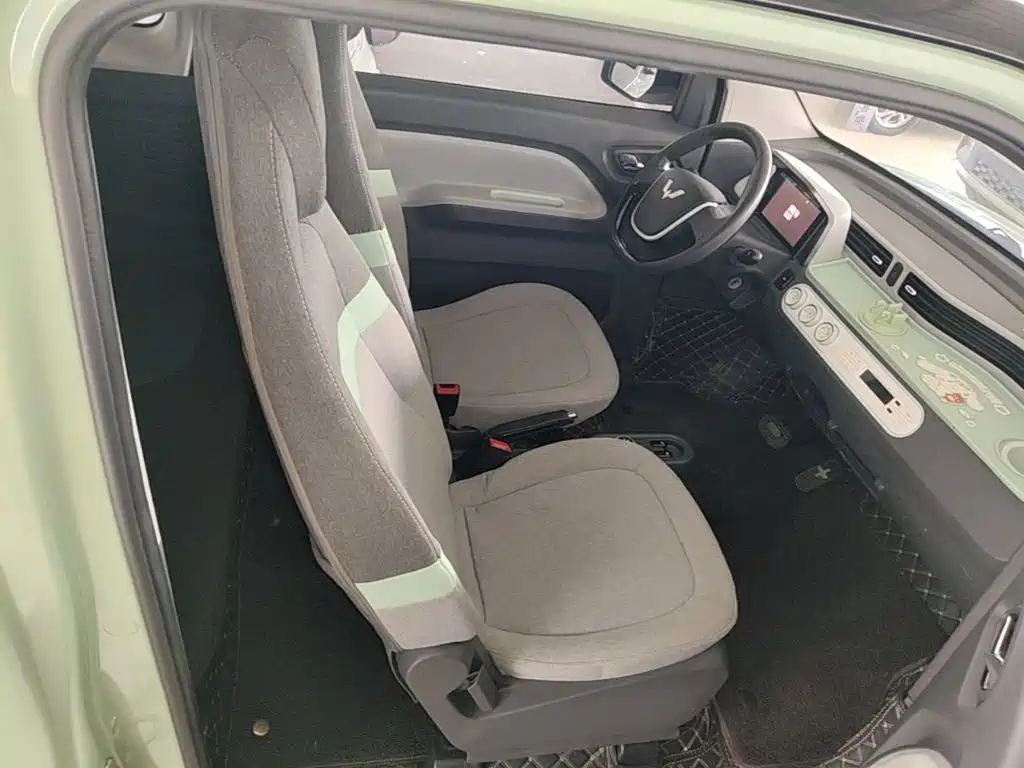 Wuling MINIEV — миниатюра 25