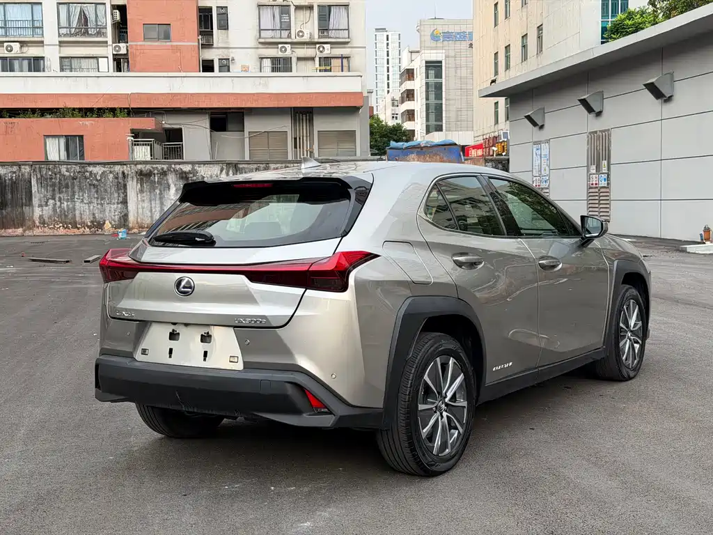 Lexus UX New Energy — миниатюра 13