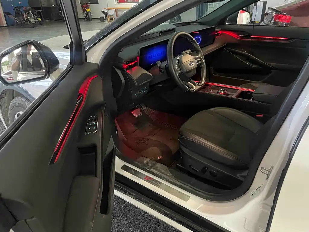 Ford Evos — миниатюра 4
