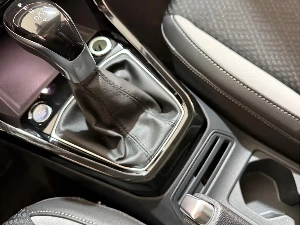 VOLKSWAGEN EXPLORING THE SHADOW