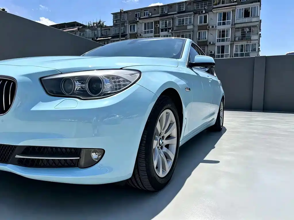 BMW 5 Series GT 5 GT 2013 535i Lead