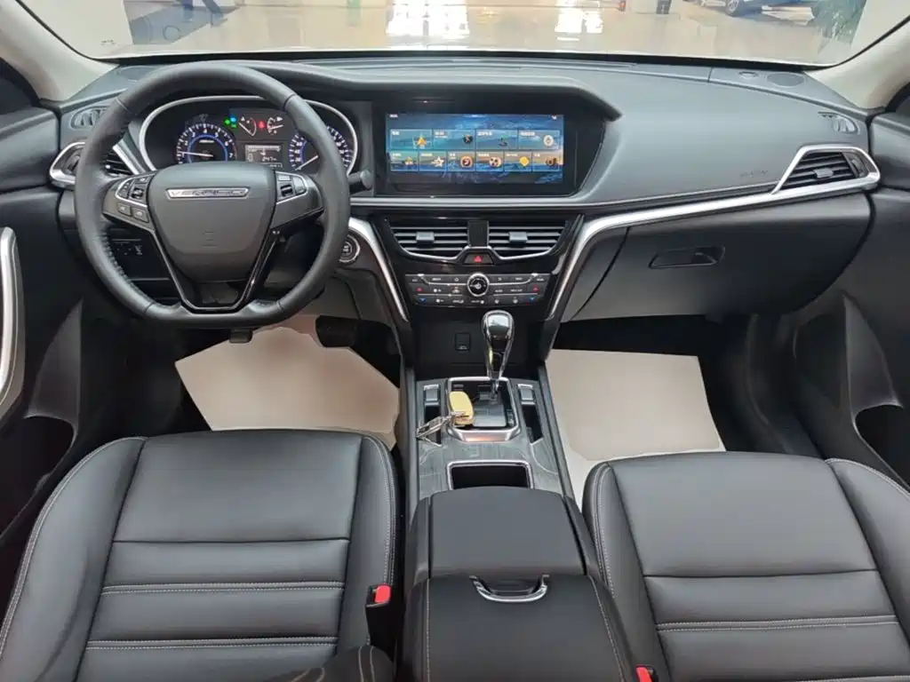 Venucia T90 — миниатюра 10