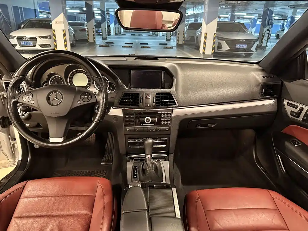 Mercedes-Benz E-Class (Import) — миниатюра 7