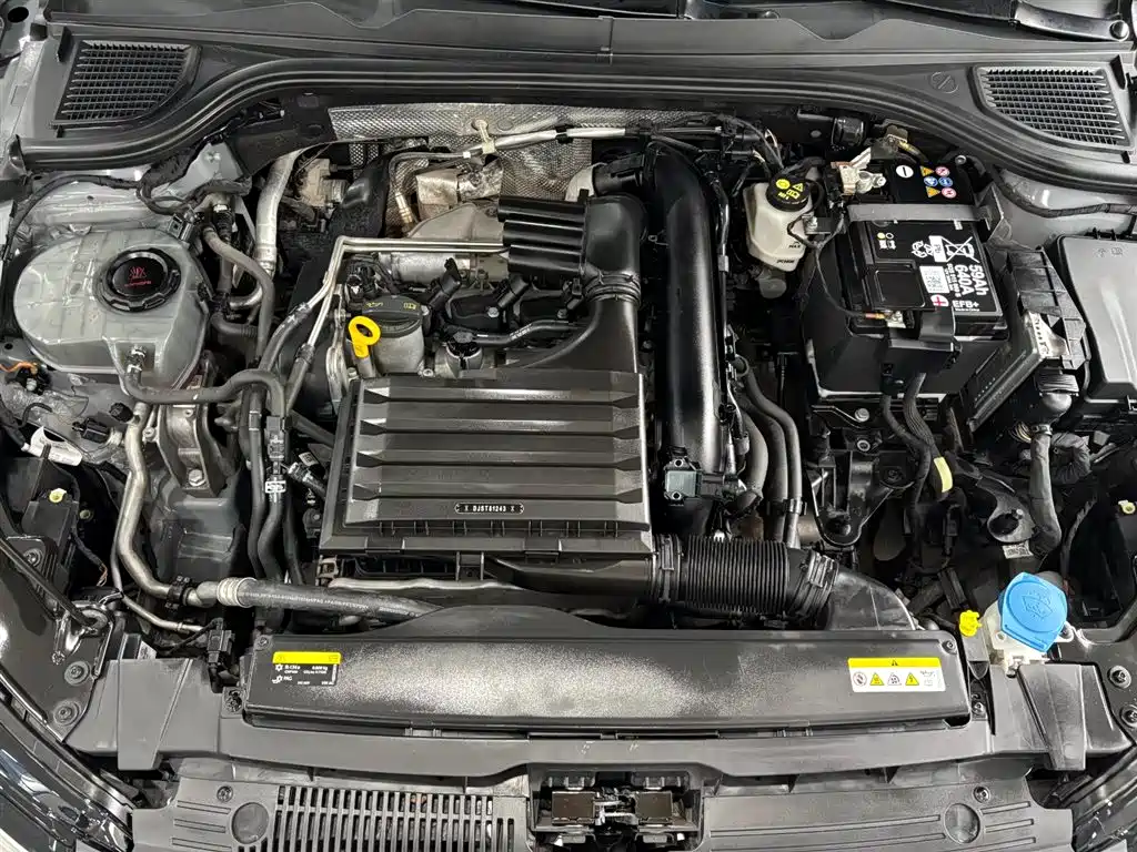 Volkswagen Golf — миниатюра 33
