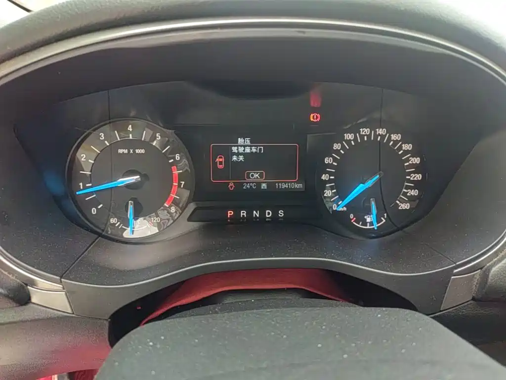 Ford Mondeo — миниатюра 12