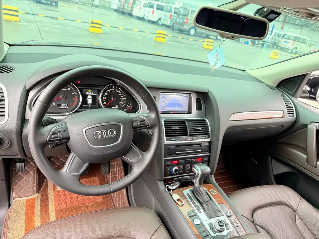 Audi Q7 — миниатюра 16