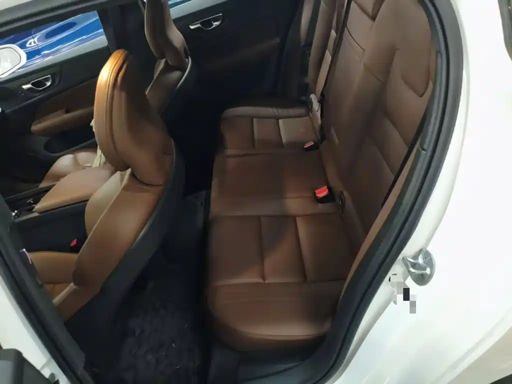 Volvo S60 — миниатюра 17