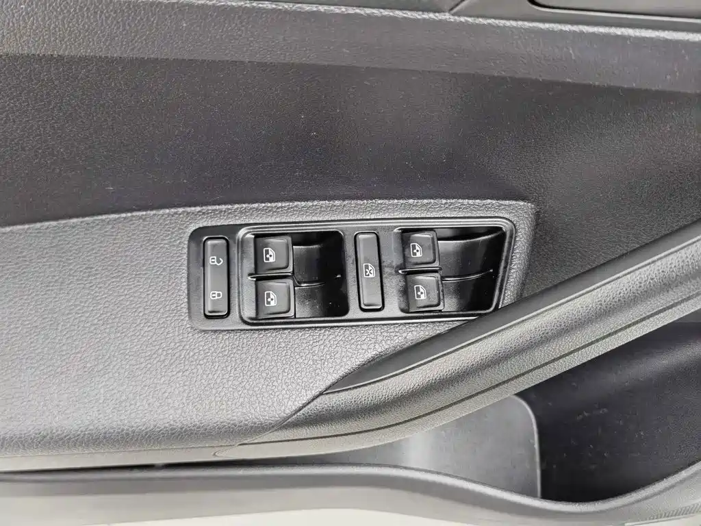 Volkswagen Jetta — миниатюра 9